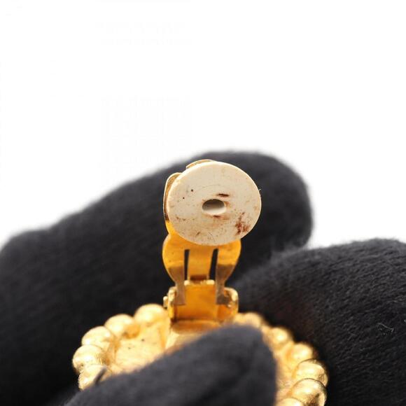 CHANEL Black Logo Earrings - Picture 6 of 8